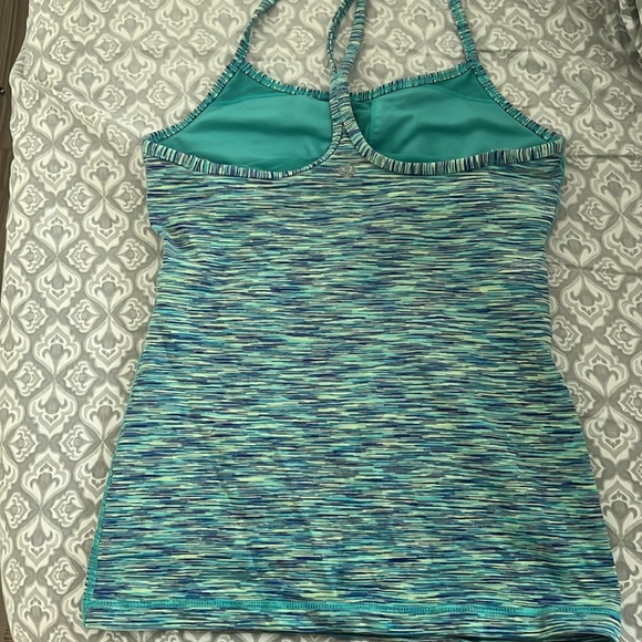 Lululemon tank top - Picture 3 of 4